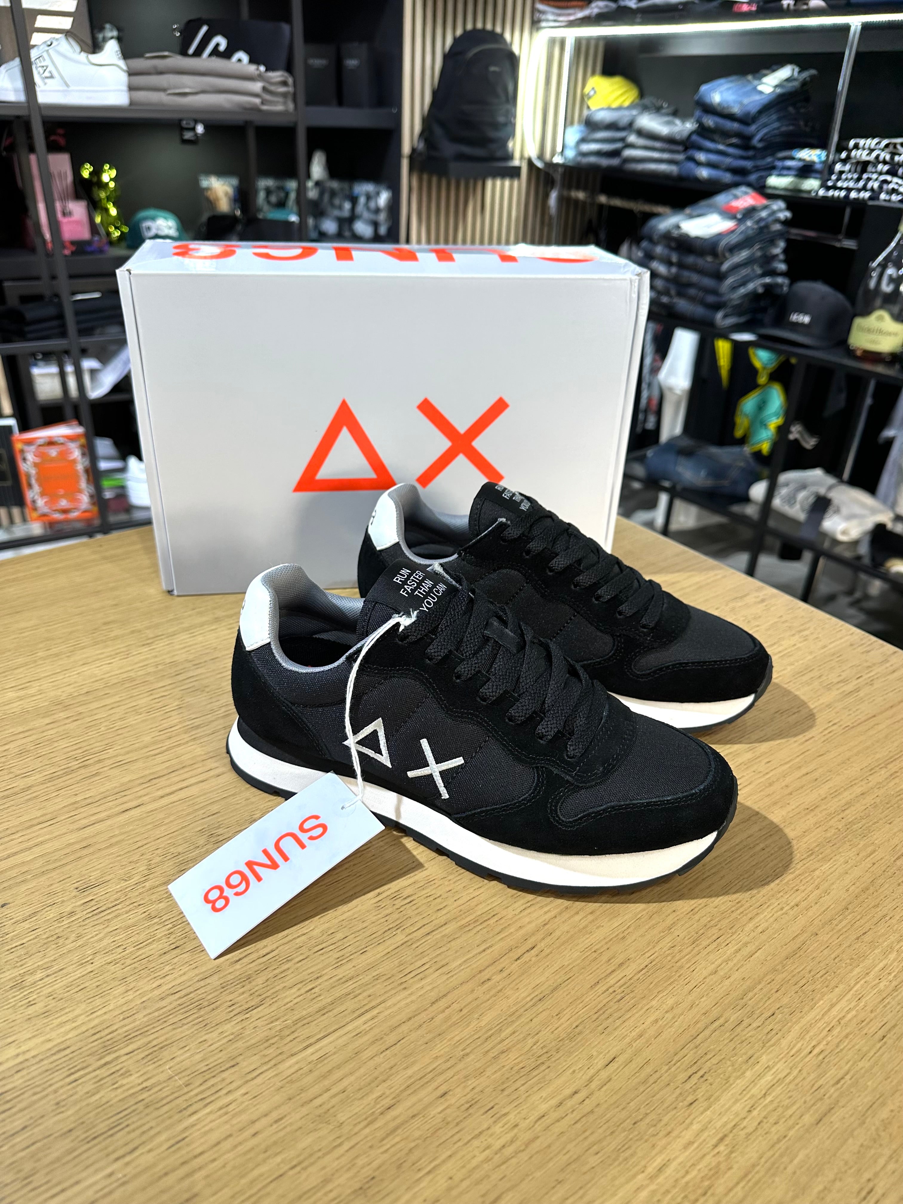 Sneakers SUN68 nera