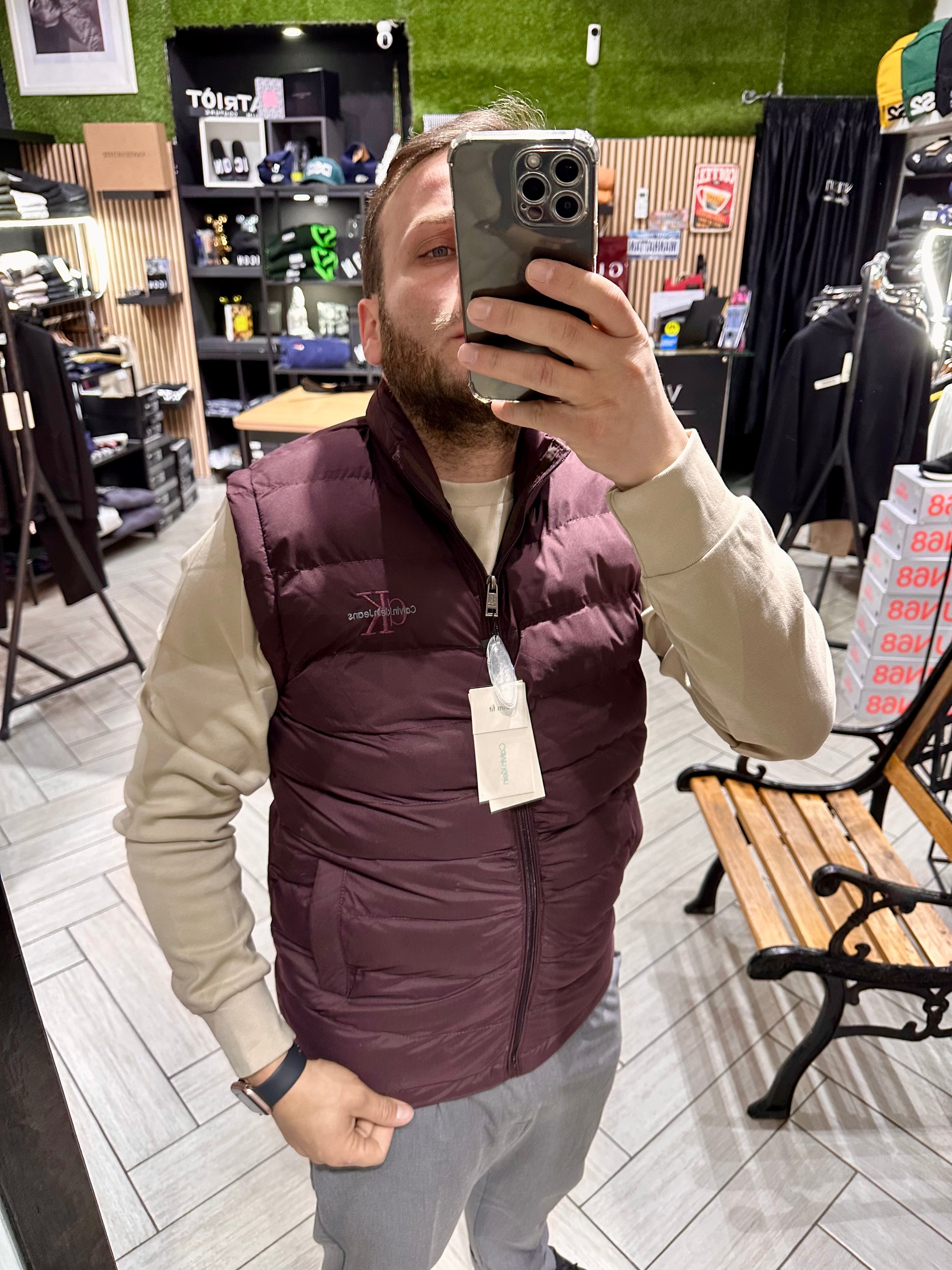 Smanicato Calvin Klein
