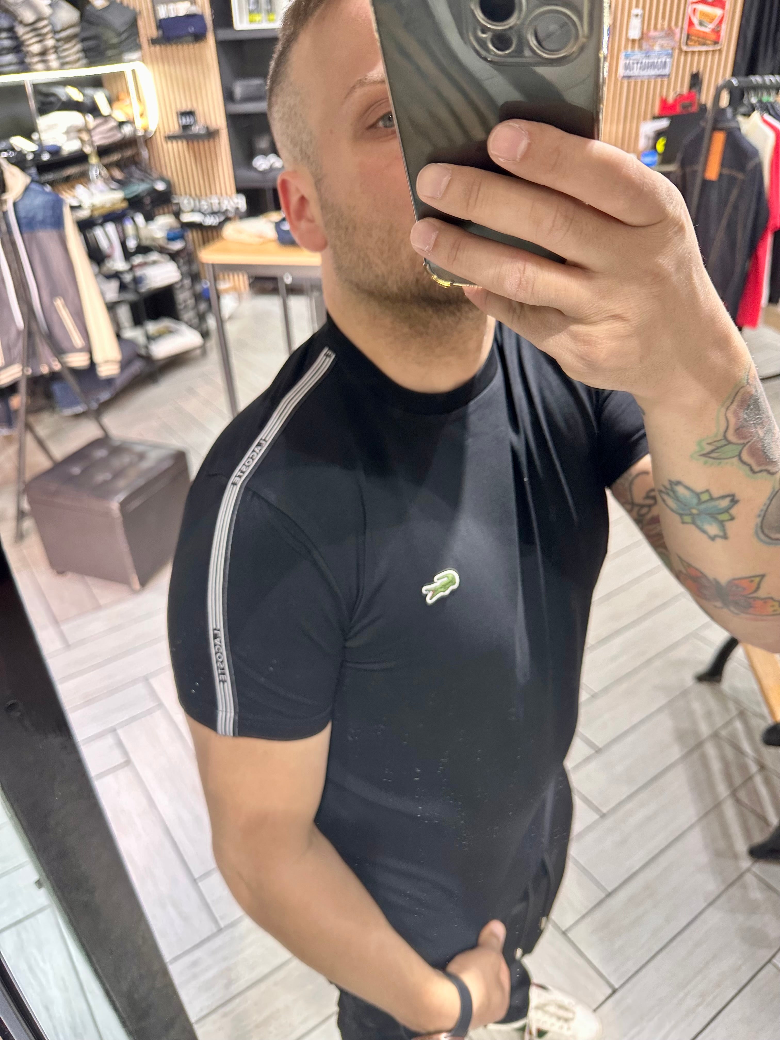 T-shirt Lacoste con fasce