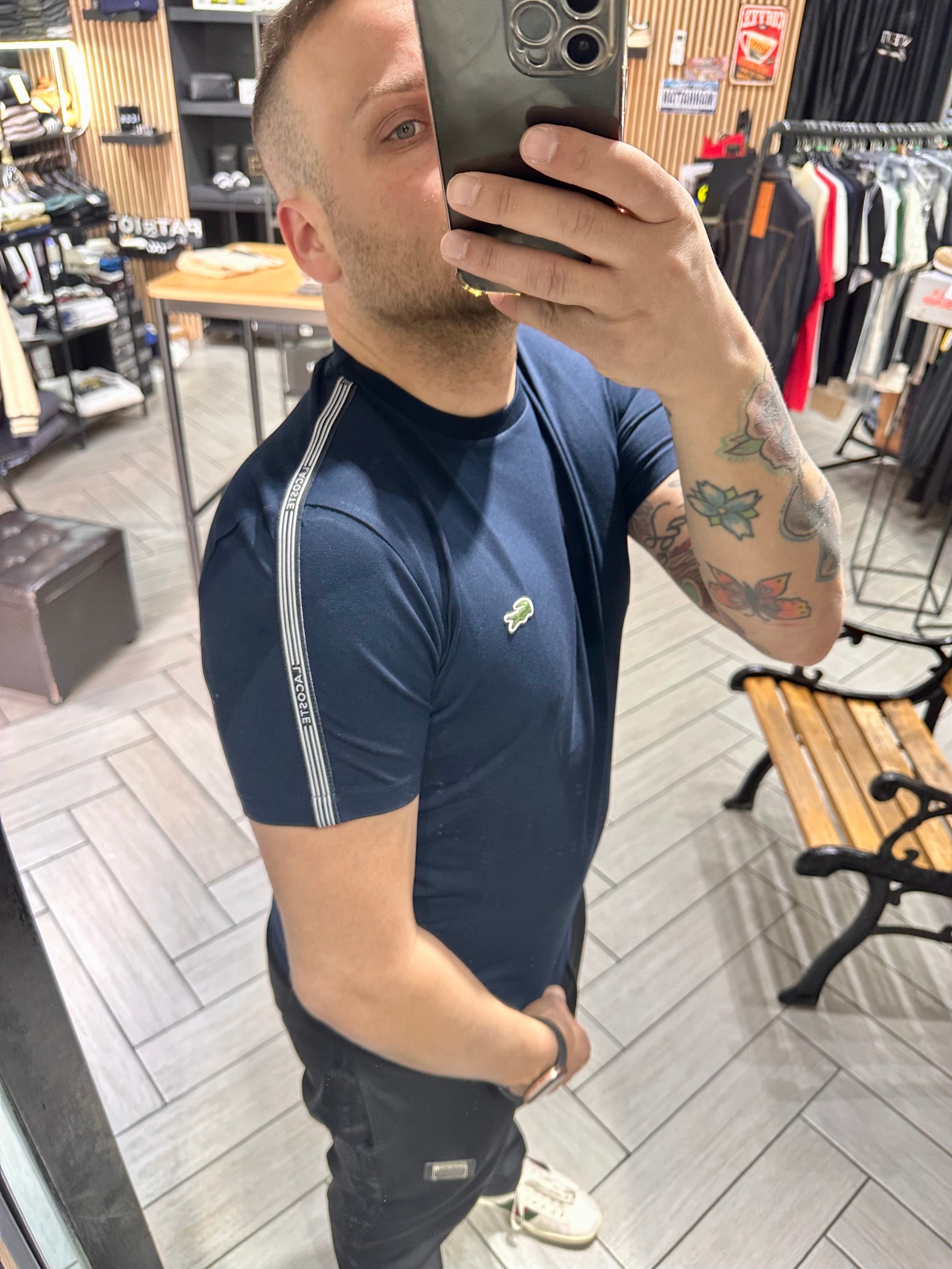 T-shirt Lacoste con fasce