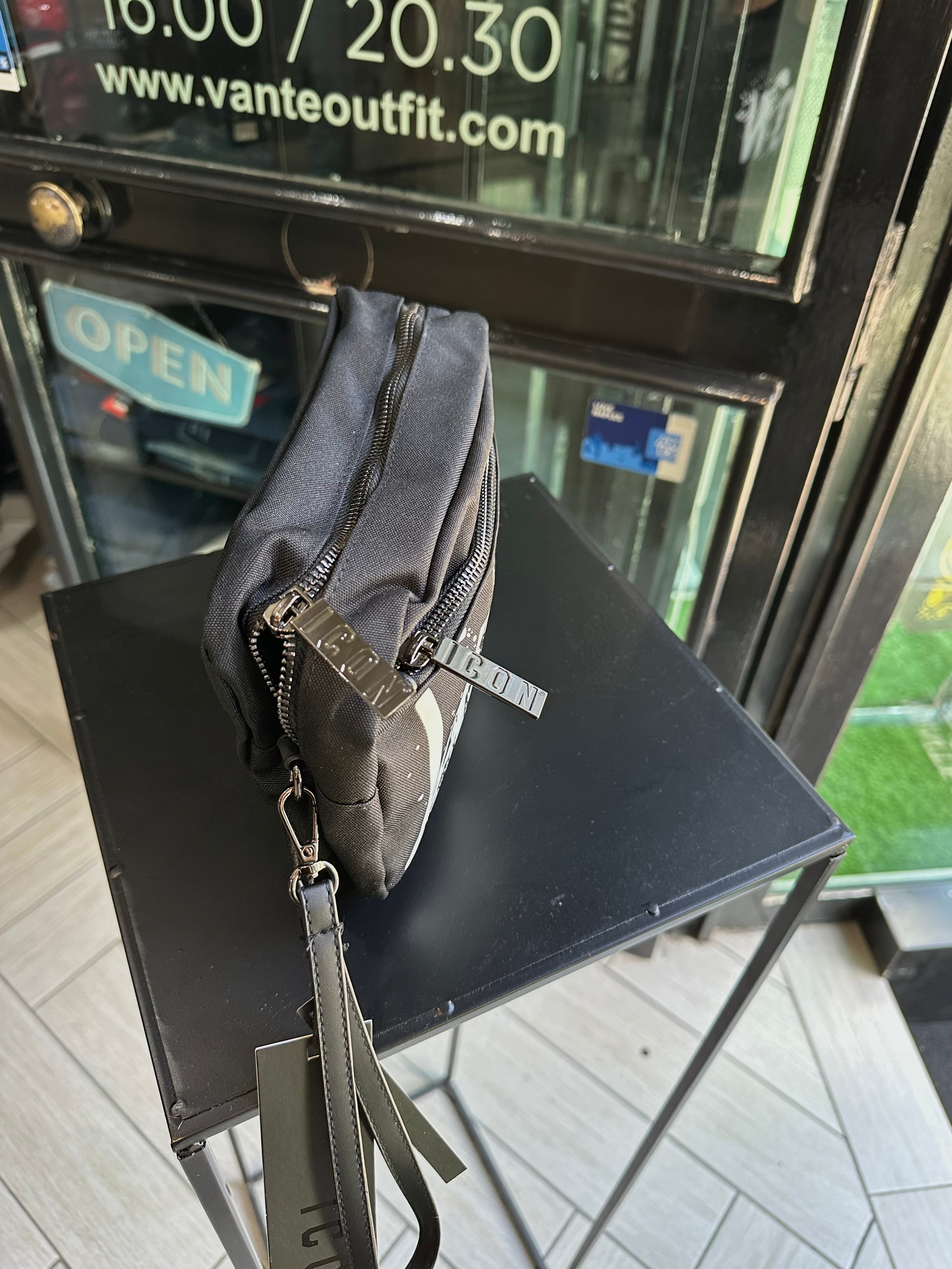 Pochette ICON