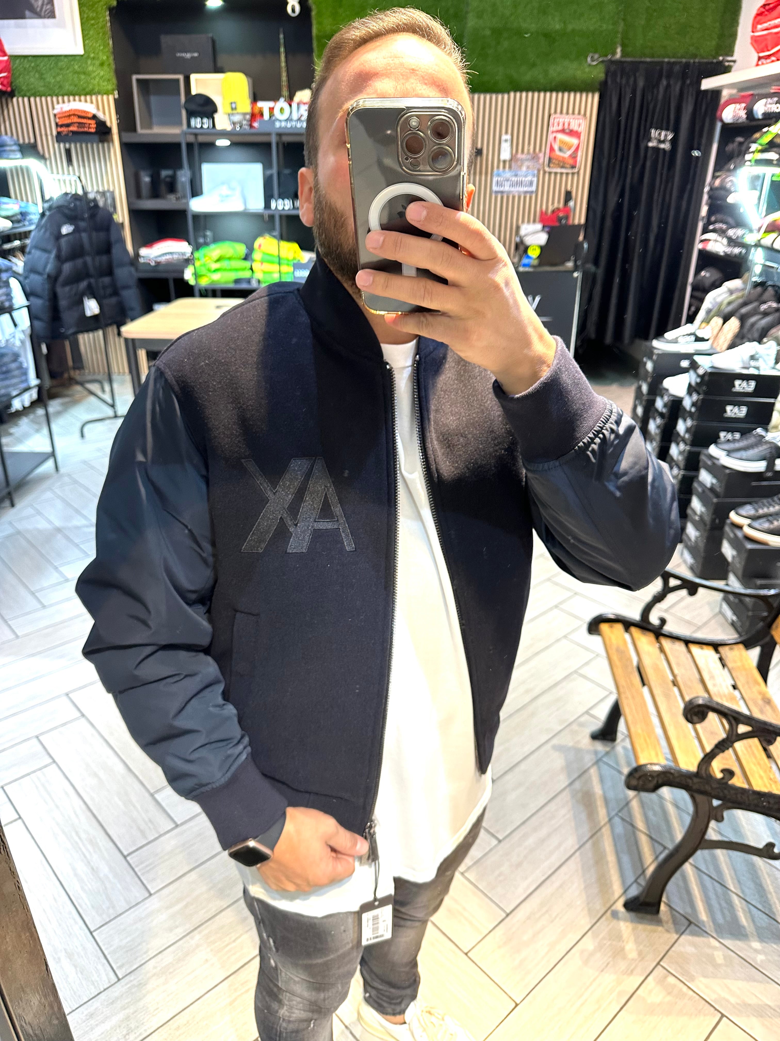 College Armani Exchange