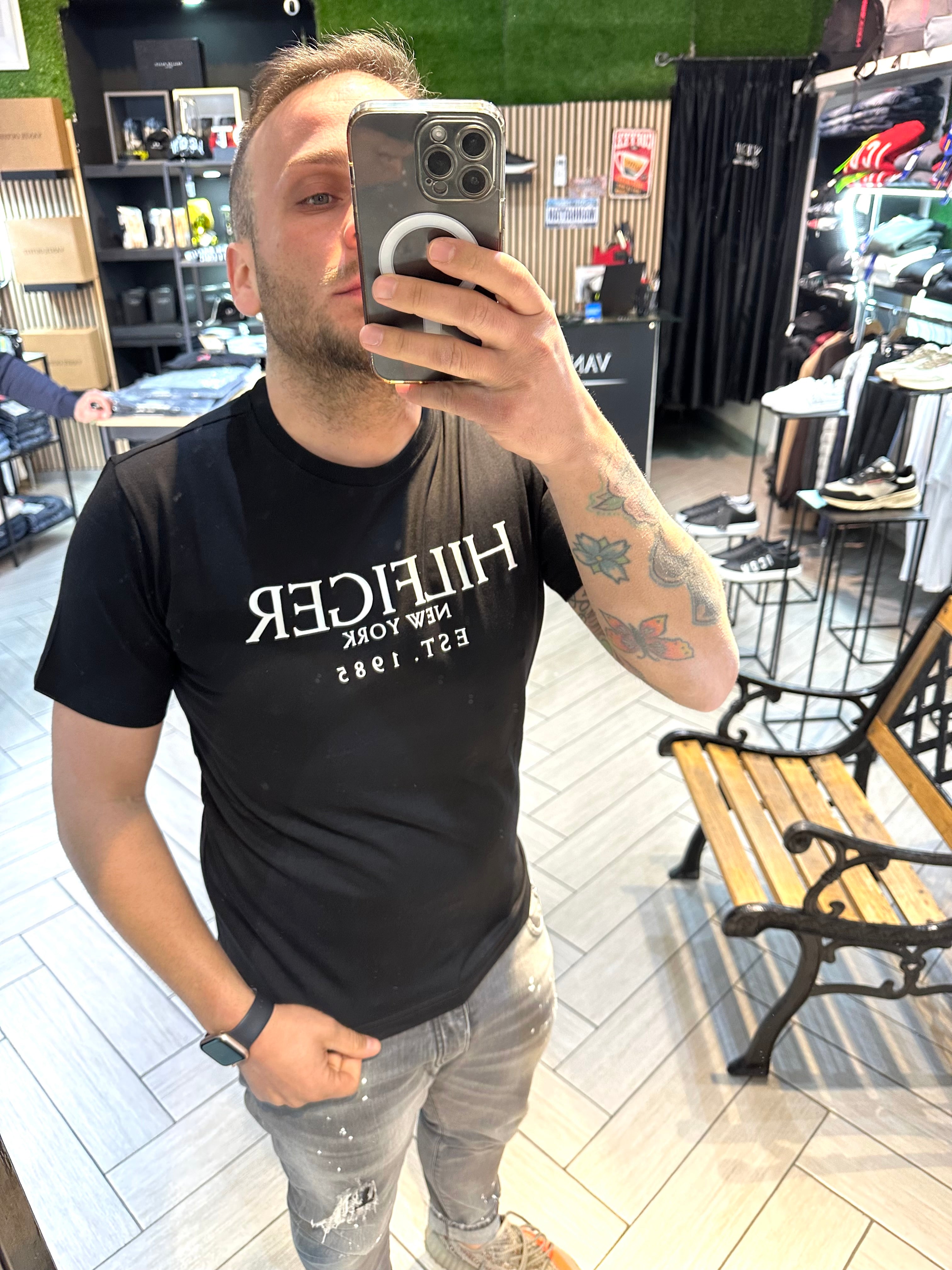 T-Shirt Tommy Hilfiger nera