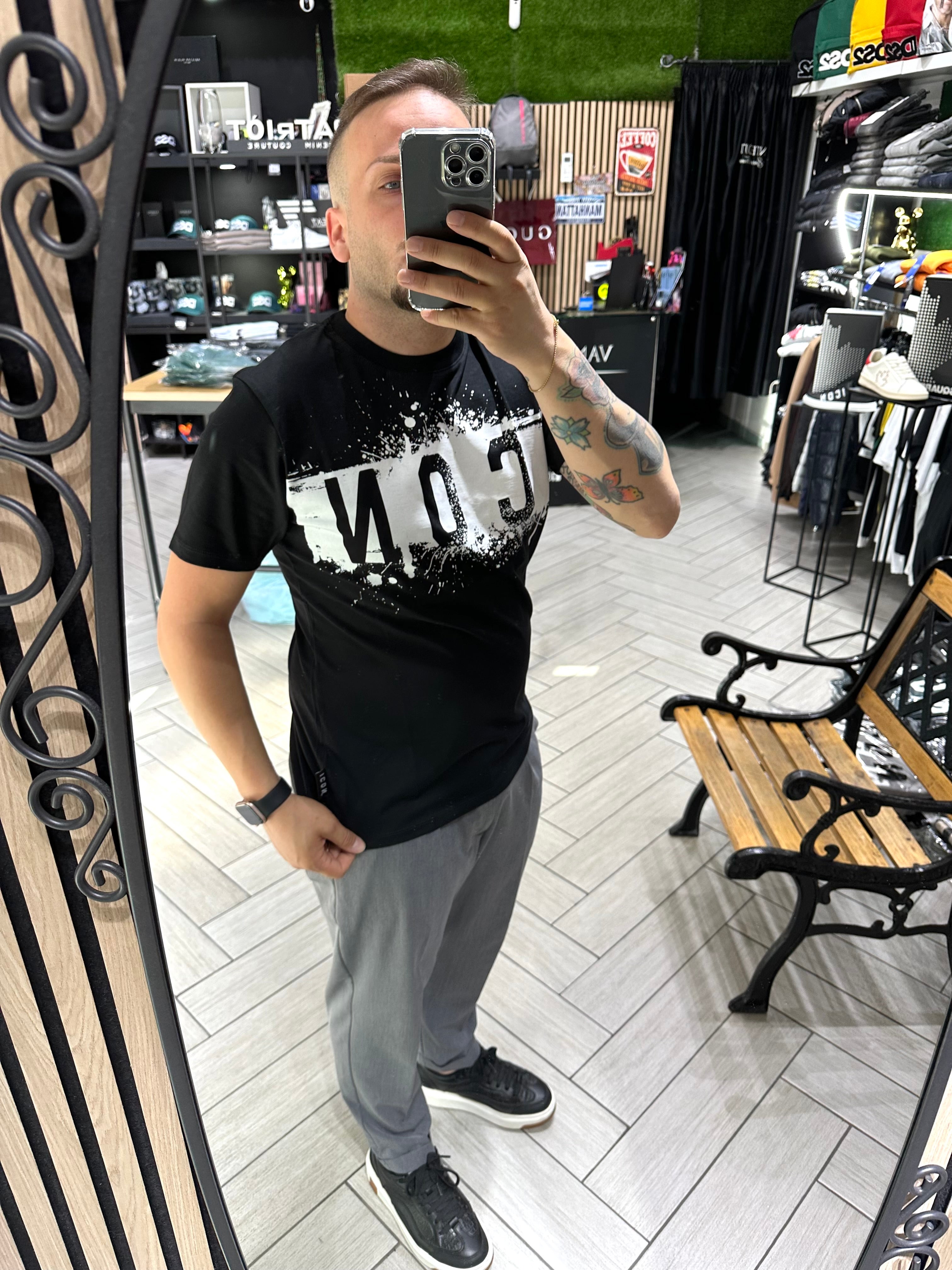 T-Shirt ICON